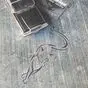 черная наклейка с кошкой