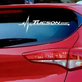 Пример наклейки Tucson Sport на заднем стекле